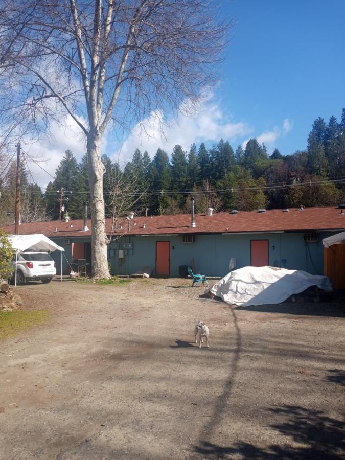 Bigfoot Rv & Cabins Park Happy Camp Exterior foto